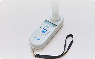 一酸化炭素濃度測定器（禁煙外来用）